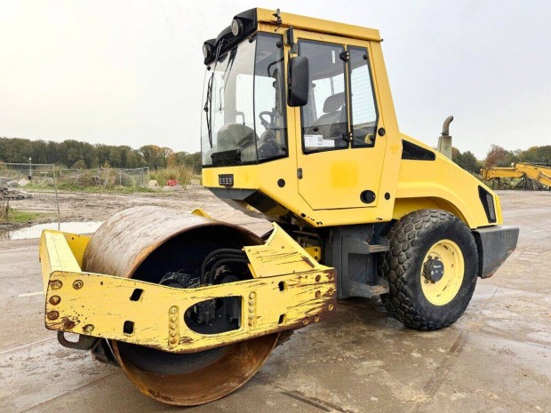 Bomag BW177D-4 / 2.638 zemra / Lzing 20%-tl