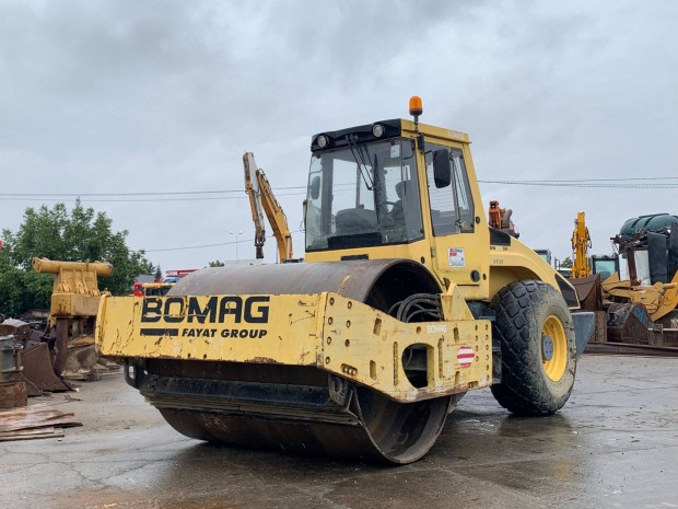 Bomag BW216 DH-4 thenger