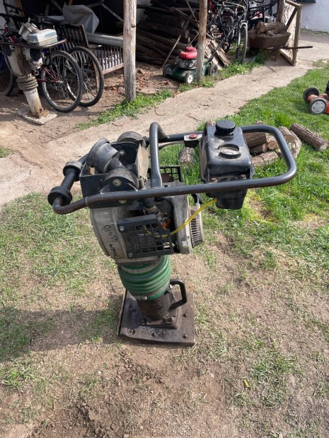 Bomag d�ng�l� b�ka