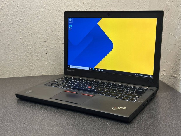Bomba ár! Lenovo Thinkpad X250 - i7-5GEN I 8GB I 256GB SSD I 12,5" HD