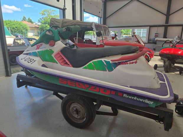 Bombardier jet-ski