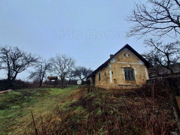 Bontand� h�z Orosztonyban  kiv�l� �p�t�si lehet�s�g