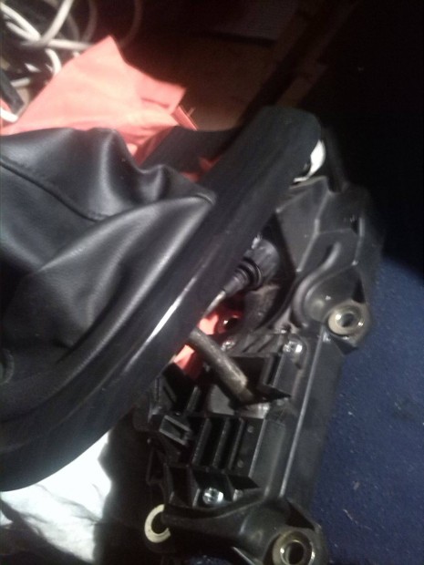 Bontsbl ,de j llapotu nissn sebessgvlt bwdennel eladd