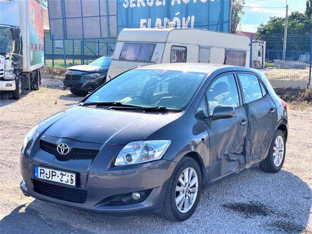 Bontásos Toyota Auris 2.0 D4D 2007 Exec.Lökhárító merevítő + homlokfal