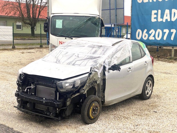 Bontásra KIA Picanto JA 2019 alkatrészei, karosszéria elemei