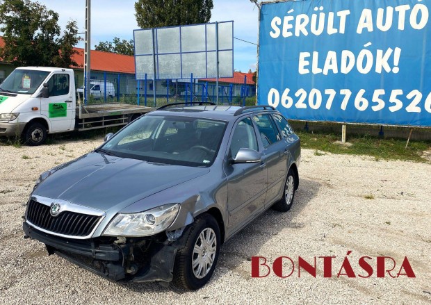 Bontásra Skoda Octavia Combi 1.2 TSI Ambiente 2012 alkatrészei, elemei