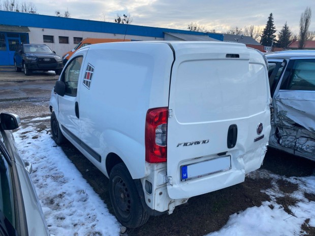 Bontásra: Fiat Fiorino Cargo BASE 1.3 alkatrészei, karosszéra elemei