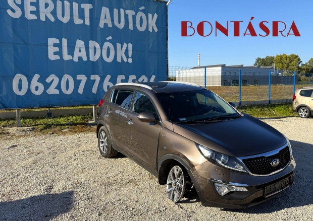 Bontásra: Kia Sportage SL 2.0 dies. CRDi 4x4 Automata 2015 alkatrészei