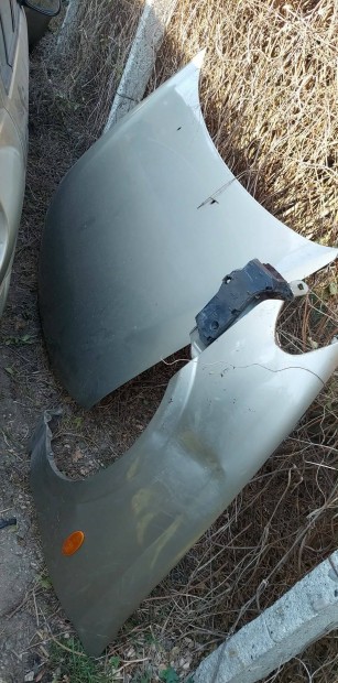 Bont�sra sz�nt Nissan Almera