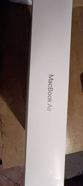 Bontatlan Apple Macbook Air 15 M4 2025!