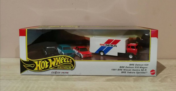 Bontatlan Hot Wheels Premium BRE Datsun diorma Ingyenes kiszllts!