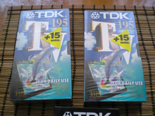 Bontatlan TDK VHS kazetta 195 perces tbbfle r/db