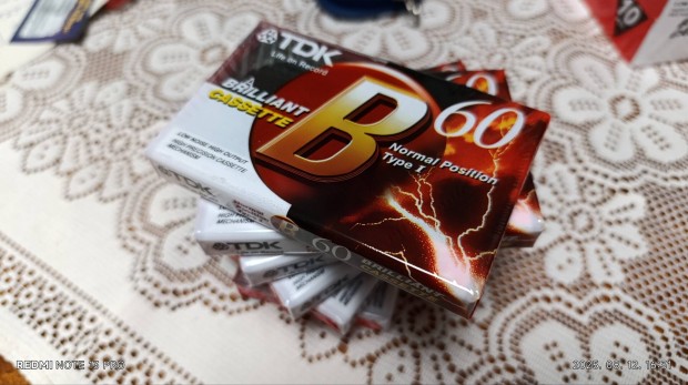 Bontatlan TDK brilliant 60 kazett�k elad�k!