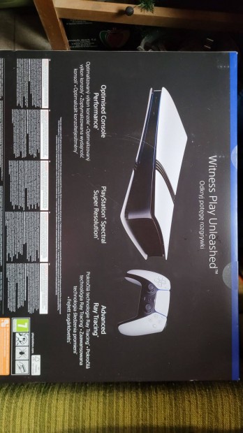 Bontatlan állapotú Play Station 5 Pro 2TB eladó