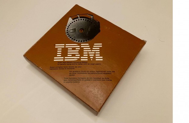 Bontatlan csomagolású IBM fekete irogep szalag
