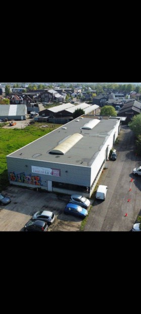 Bontott 1.020 m2-es csarnok elad