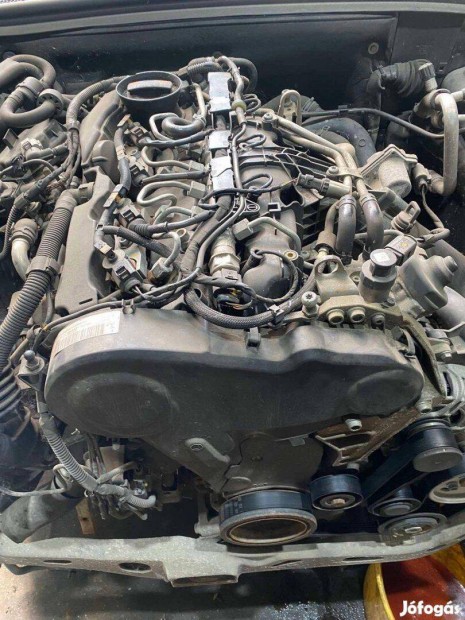 Bontott Audi Cjc motor 2.0tdi