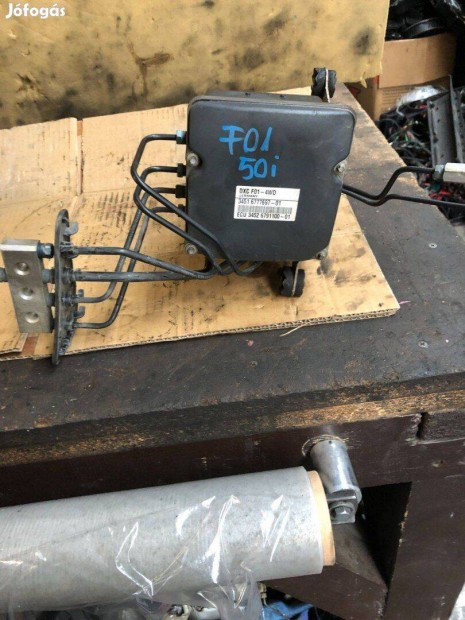 Bontott BMW ABS kocka F01 50i
