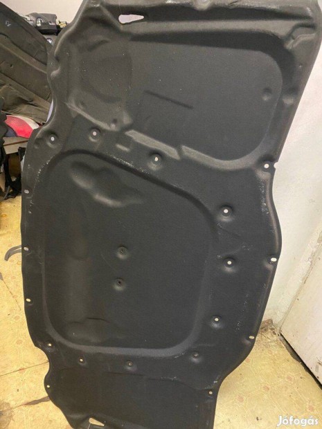 Bontott BMW E65lci E66 géptető szigetelés