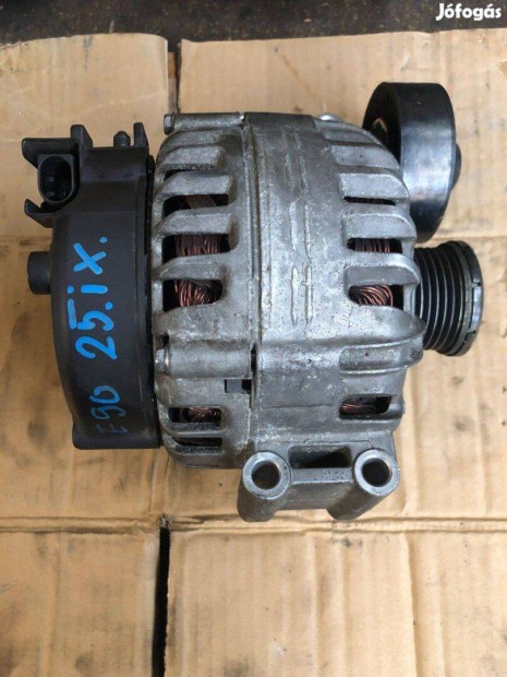 Bontott BMW genertor E90 25ix