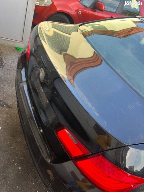 Bontott Bmw F10 csomagtérajtó