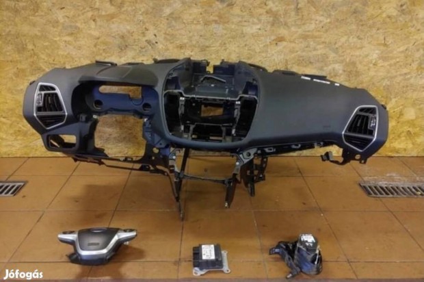 Bontott Ford Cmax C-Max lgzsk szett v mszerfal