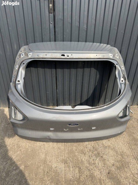 Bontott Ford puma kis serült csomagtér ajtó