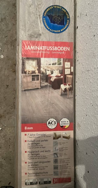 Bontott laminltpadl 