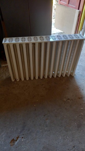 Bontott radiatorok.