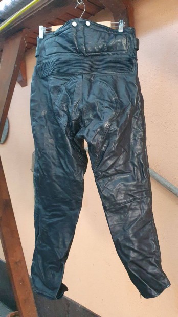 Bőr nadrág 50