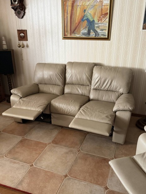 B�r �l�garnit�ra 3 fotellel