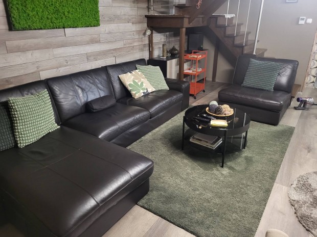 B�r �l�garnit�ra.