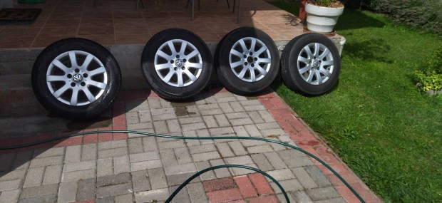 Borbet 15" gyári VW alufelni garnitúra