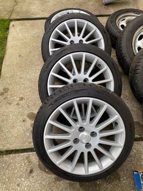 Borbet LS 16 4x100 - 195/45 R16 ny�ri abroncsokkal