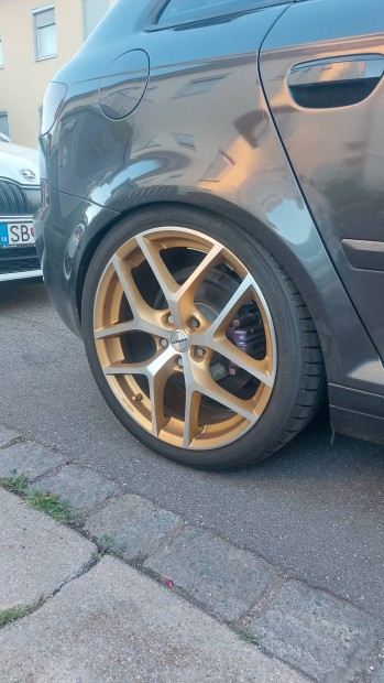 Borbet Y-gold alufelni, 5x112, csere 18"-ra