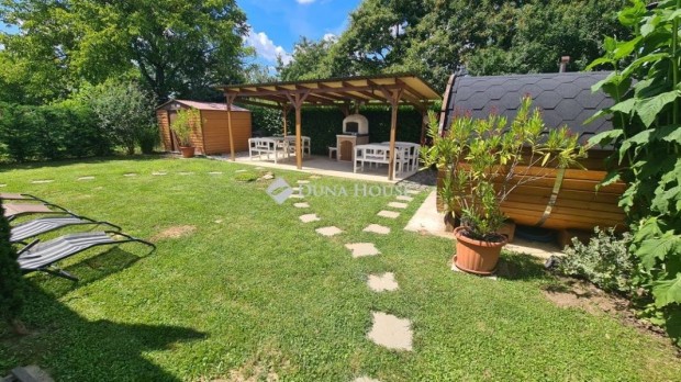 Borg�tai 112 nm-es h�z elad�