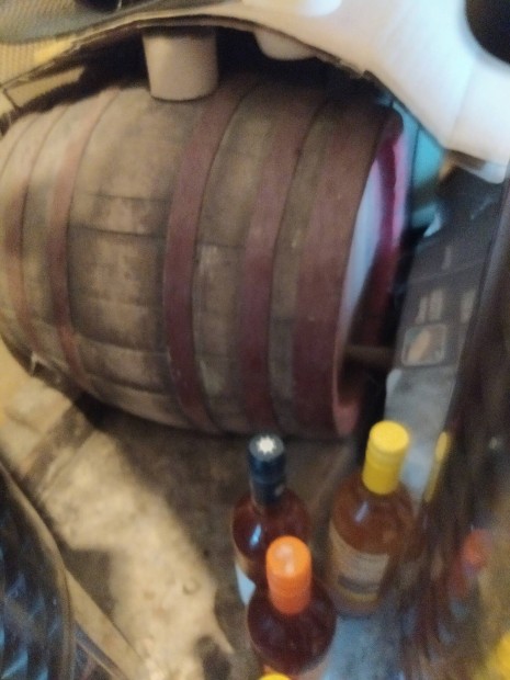 Boros fa hord�k 50l t�lgy �s 30l ak�c elad�