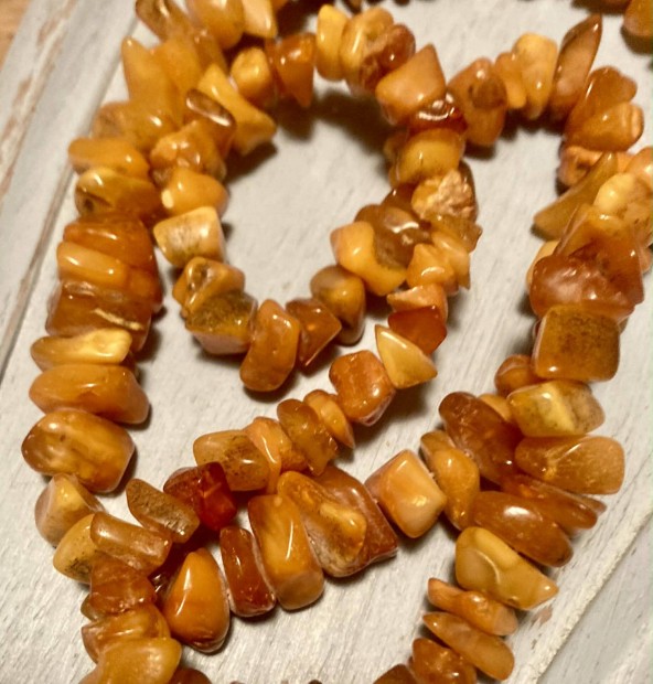 Borosty�n �s korall nyakl�nc elad�