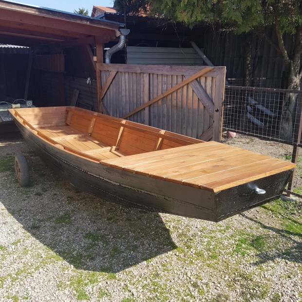 Borovi feny� �j facs�nak elad�!