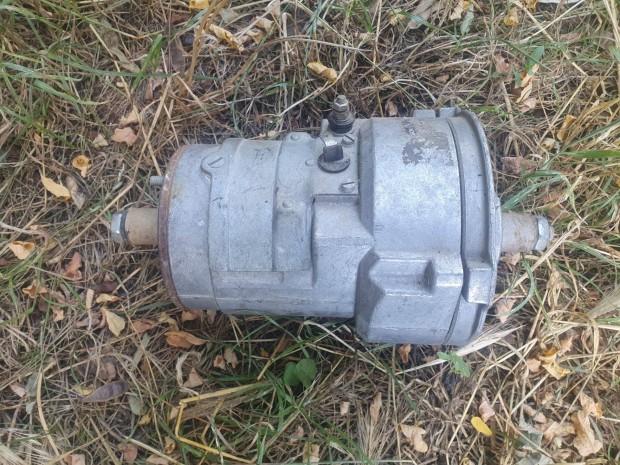 Bosch 14V 12V genetátor elvileg VW T1 T2 Transporter vagy Bogár