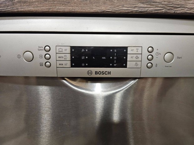 Bosch 14 tertkes szabadonll mosogatgp, inox, 3 fik (hasznlt)