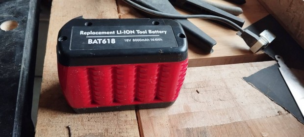 Bosch BAT 618 (18 V 8000 mAh) akkumultor elad