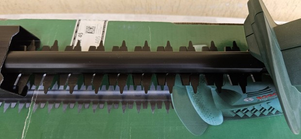 Bosch Easy Hedge Cut 45 sövényvágó!
