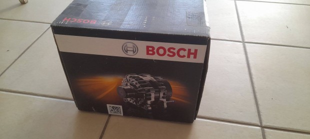Bosch FL000Blo7N9 150AH 14V Generátor Eladó 3.0 Eu5 Iveco motorhoz