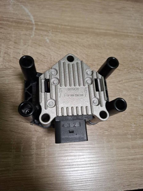 Bosch F 000 ZS0 210 Gyújtótrafó Volkswagen-csoport