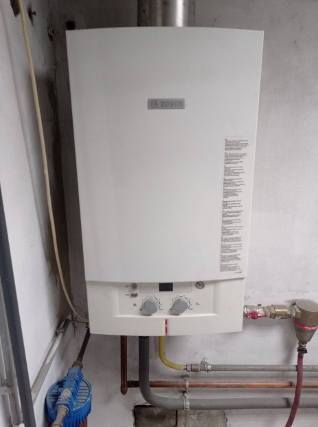 Bosch Gaz 3000ZW 24kw