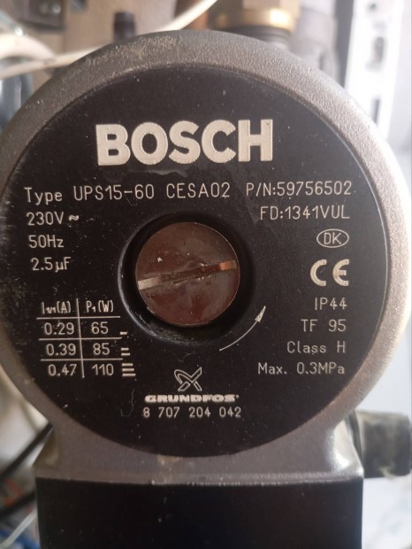 Bosch Grundfos UPS 15-60 szivatty 