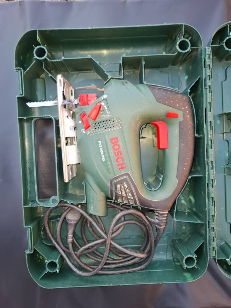 Bosch PST800 Pel dekopírfűrész kofferben