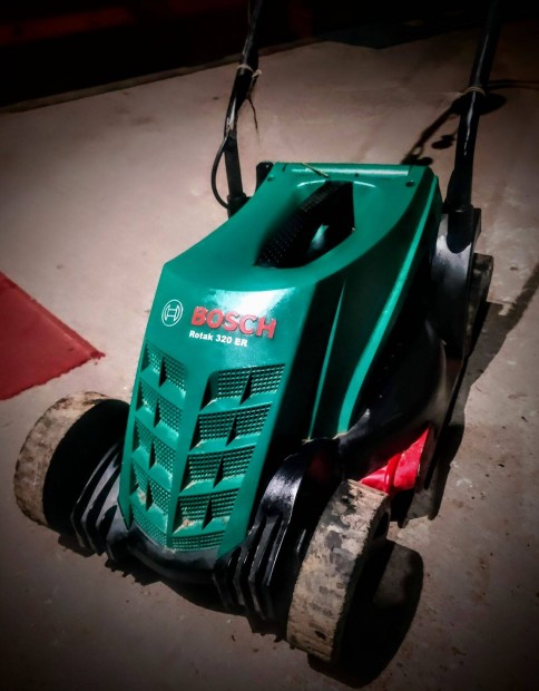 Bosch Rotak 32