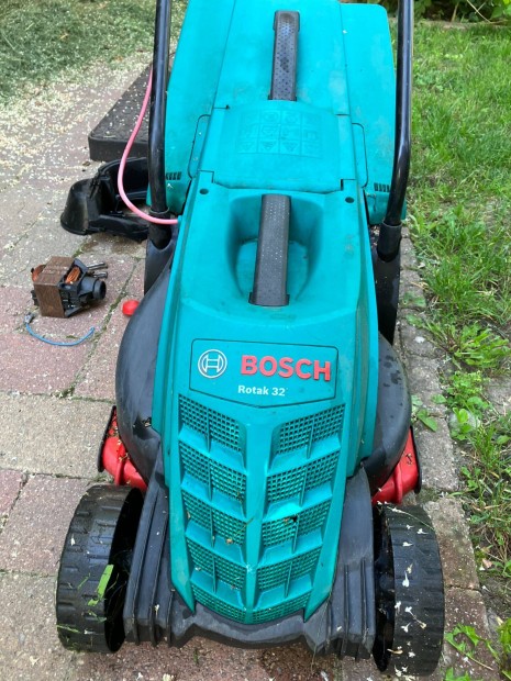 Bosch Rotrak 32 1200w elektromos fnyr Hz